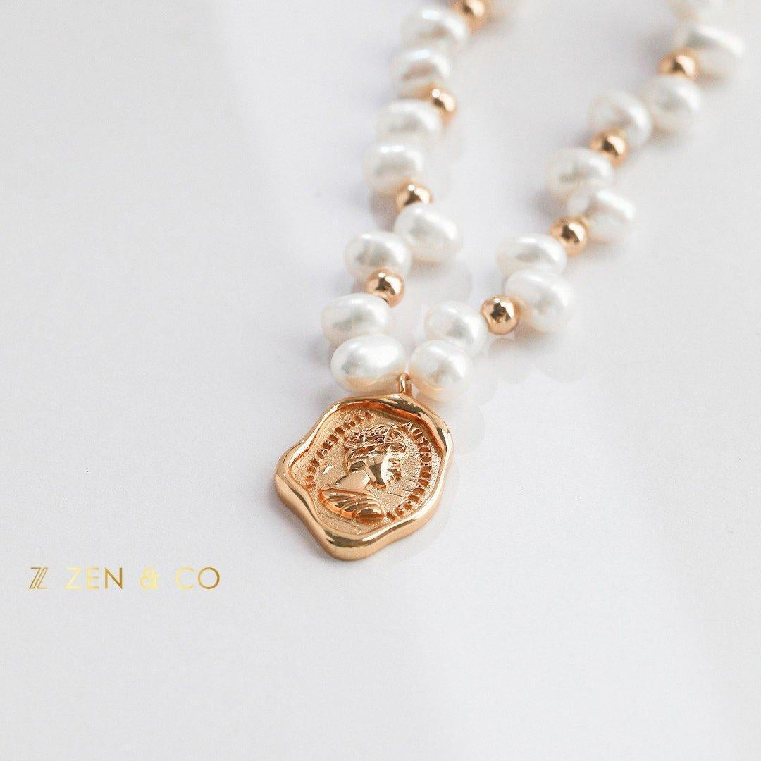 MARGARET Statement pearl necklace with queen coin pendant - ZEN&CO Studio