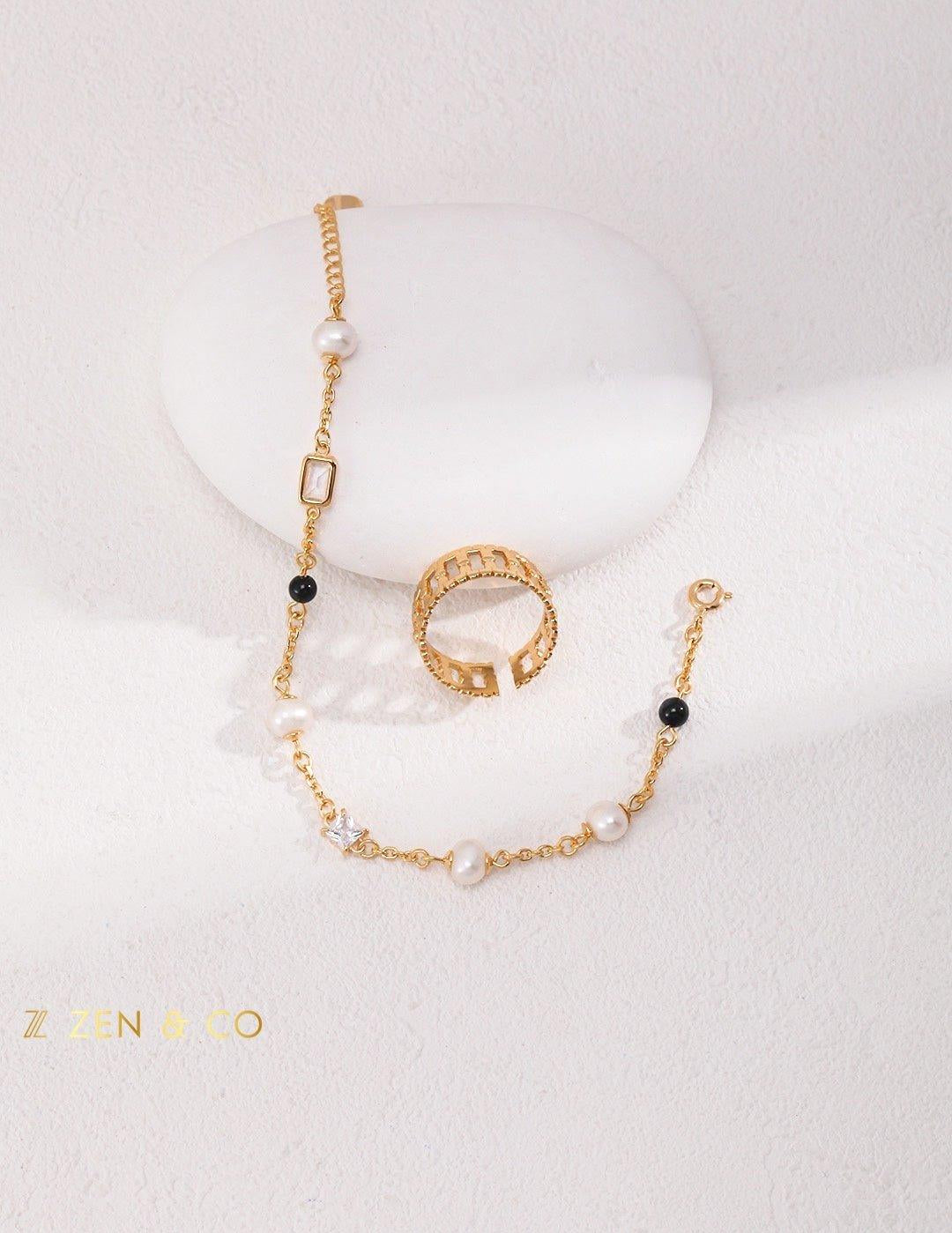 MASIE Minimalist pearl and black onyx necklace and bracelet - ZEN&CO Studio