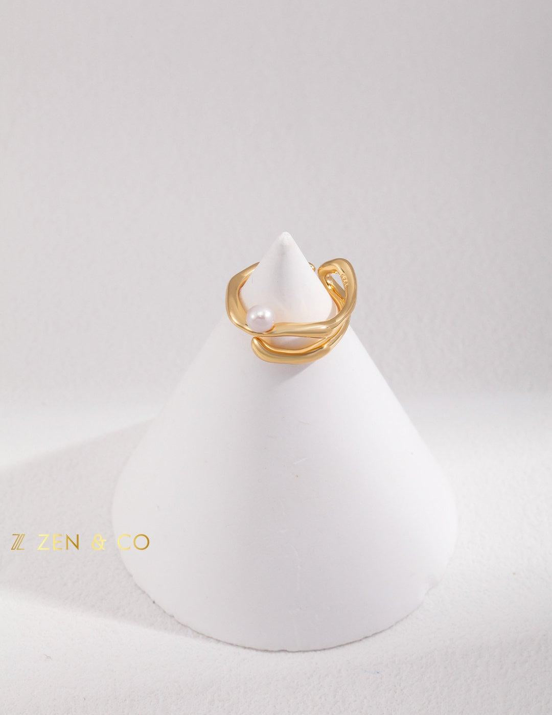 MILA Open ring with dainty pearl - ZEN&CO Studio