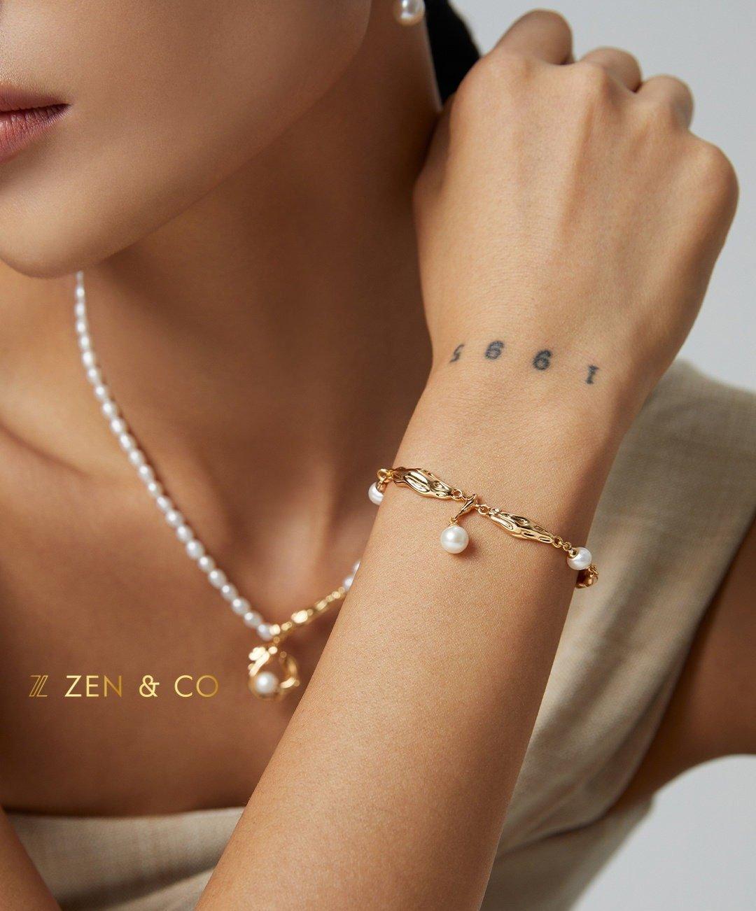 MIRABEL Romantic bracelet with dainty pearls - ZEN&CO Studio