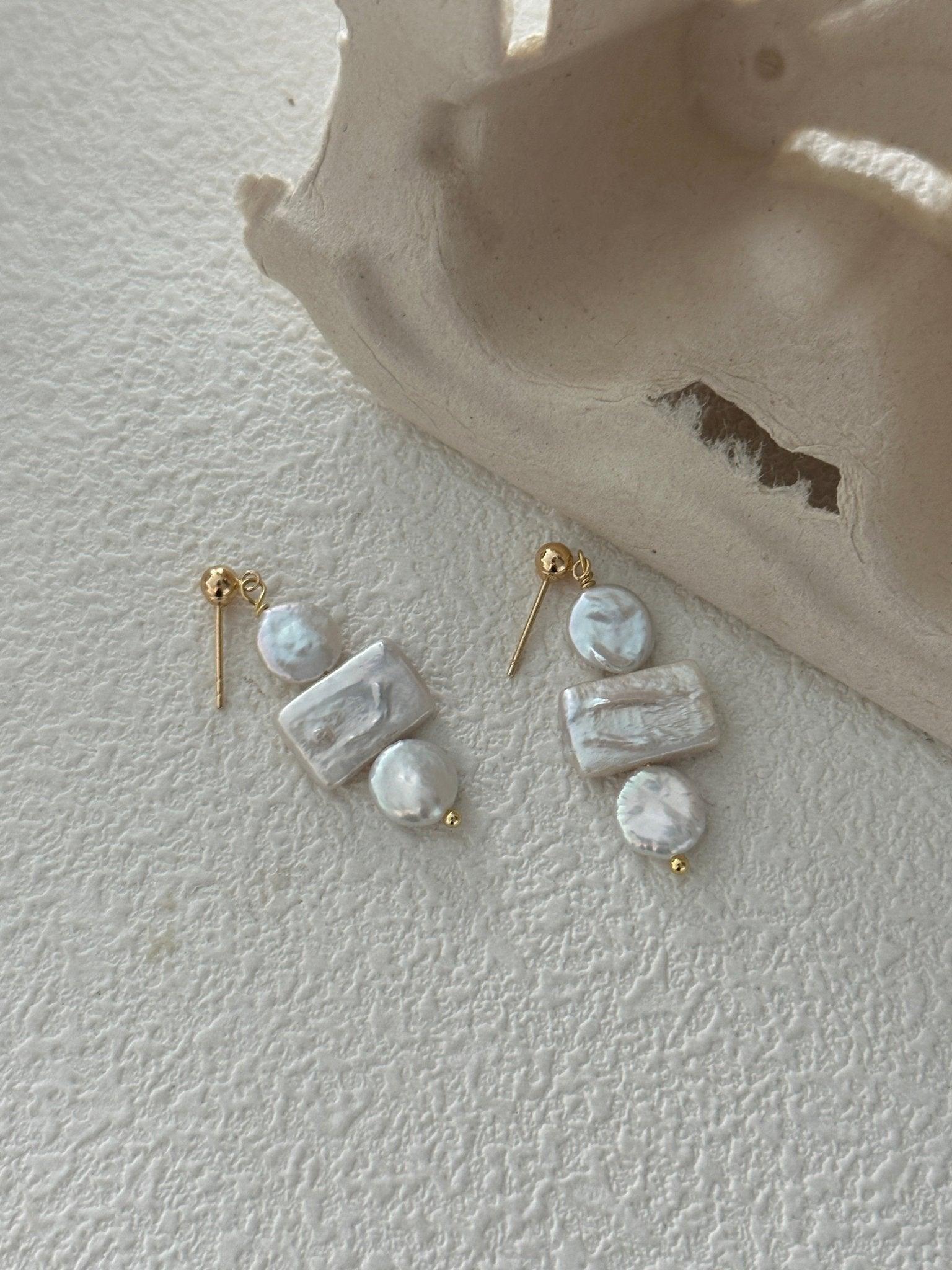 NICOLE Square Pearl Earrings - ZEN&CO Studio