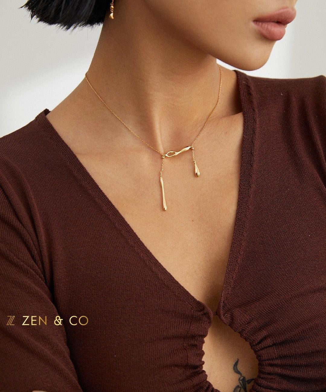 NOVA Minimalist tear drop pendant dainty necklace - ZEN&CO Studio