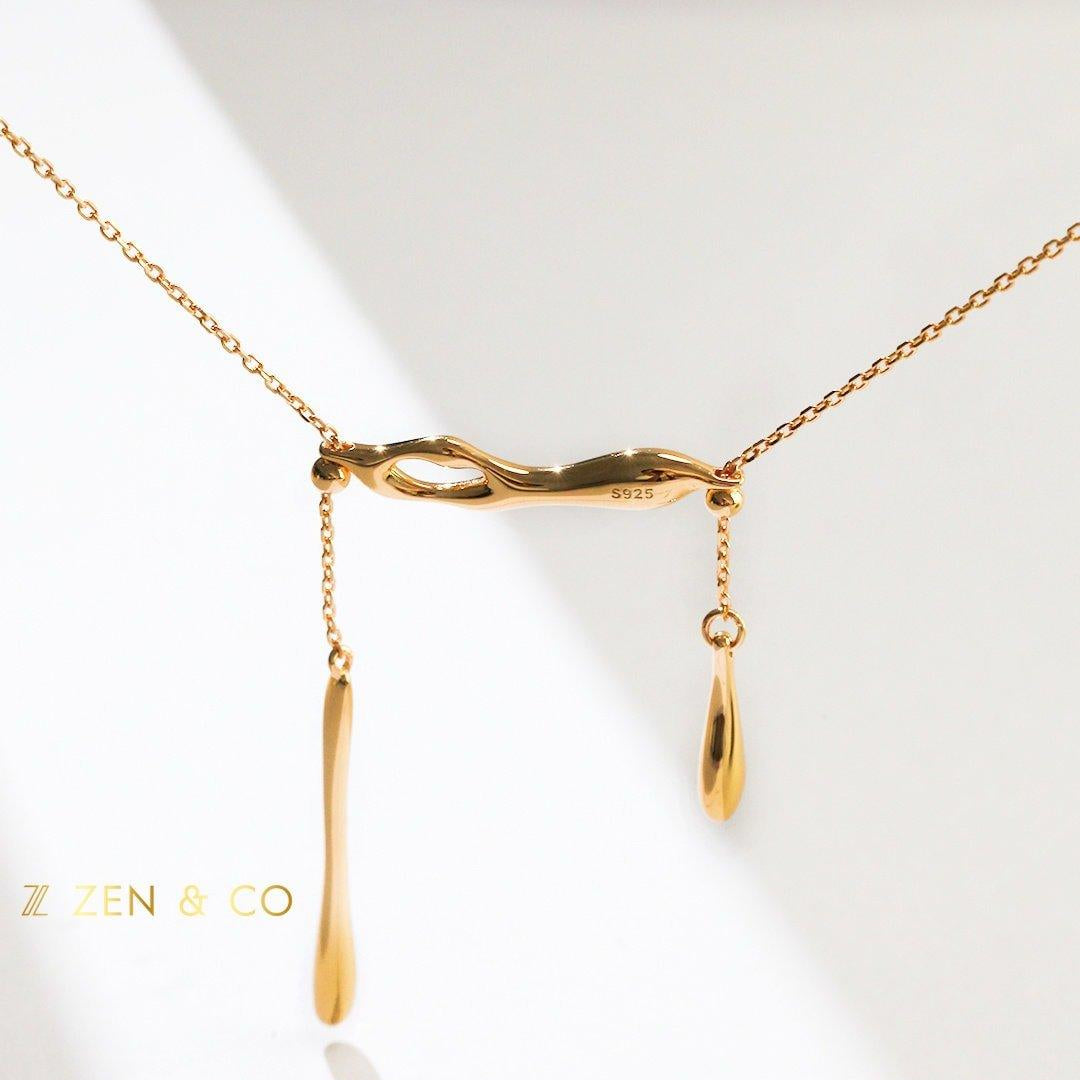 NOVA Minimalist tear drop pendant dainty necklace - ZEN&CO Studio