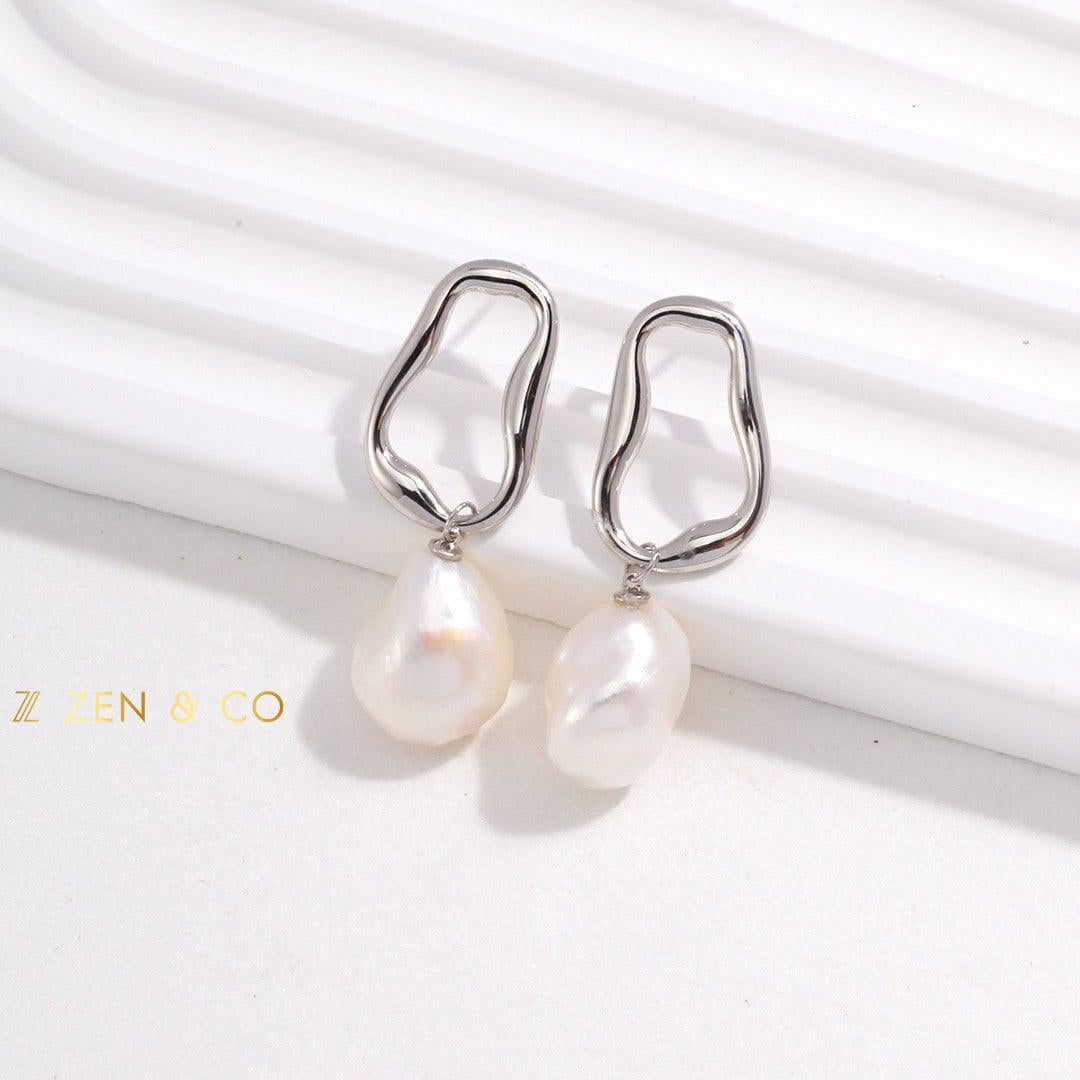 NYA Minimalist Baroque pearl dangle earrings - ZEN&CO Studio