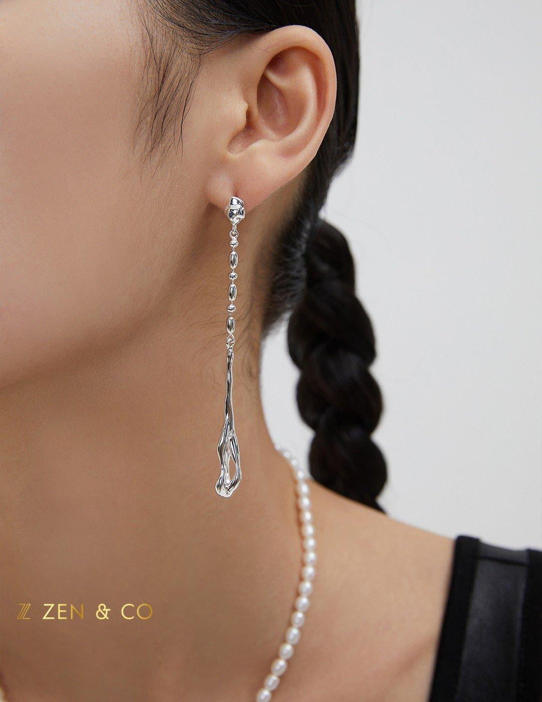 PAOLA Silver Asymmetric long dangle earrings with pearl - ZEN&CO Studio