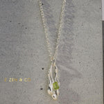 QUEENIE Leo birthstone jewelry set Peridot drop earrings and pendant necklace - ZEN&CO Studio