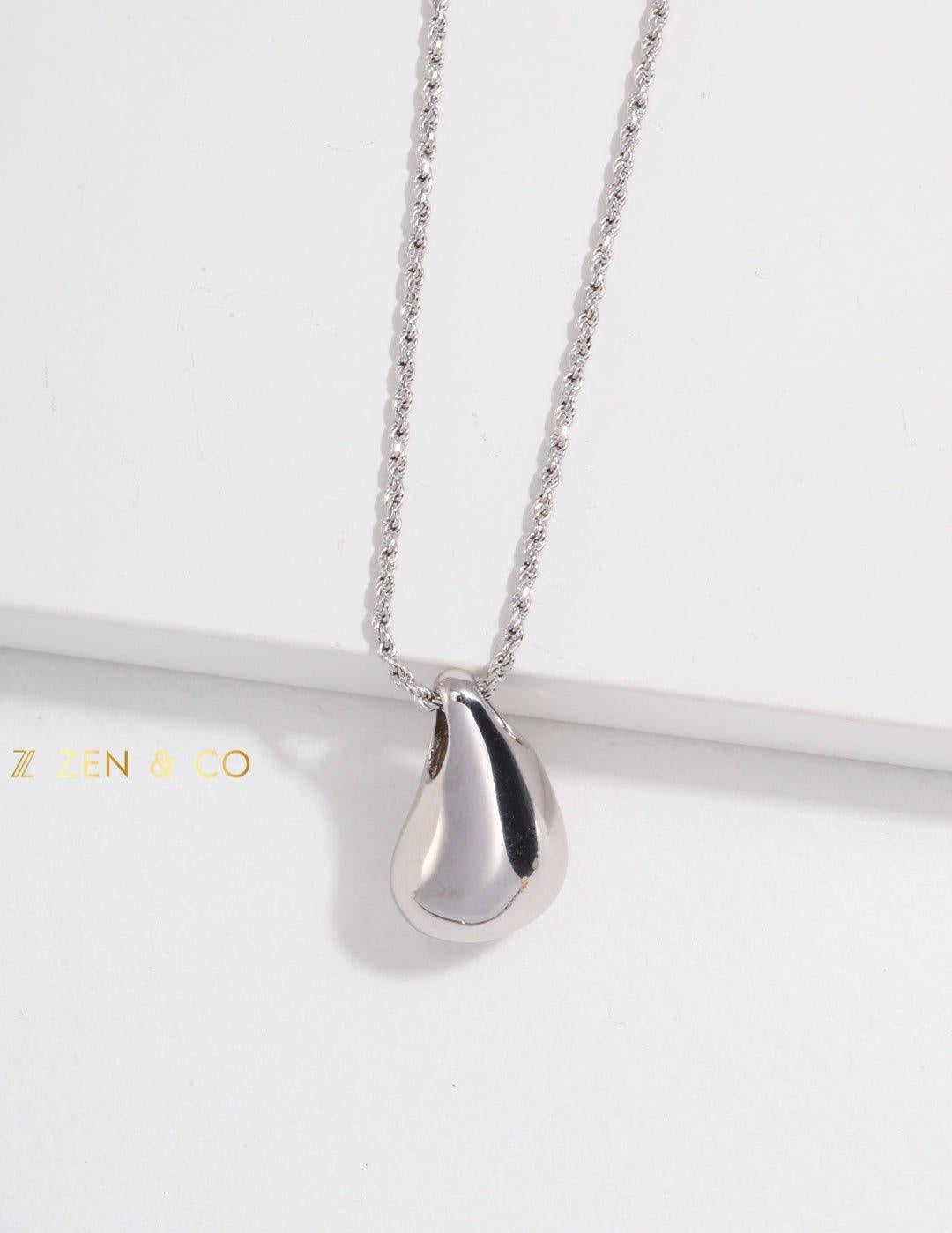 SAVI Teardrop minimalist pendant necklace - ZEN&CO Studio