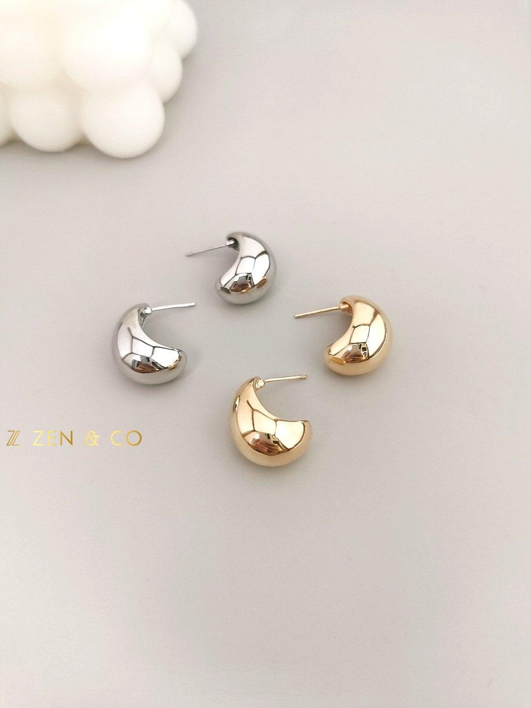 SAVI Teardrop stud earrings - ZEN&CO Studio