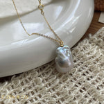 VANILLA White Baroque Pearl pendant necklace - ZEN&CO Studio