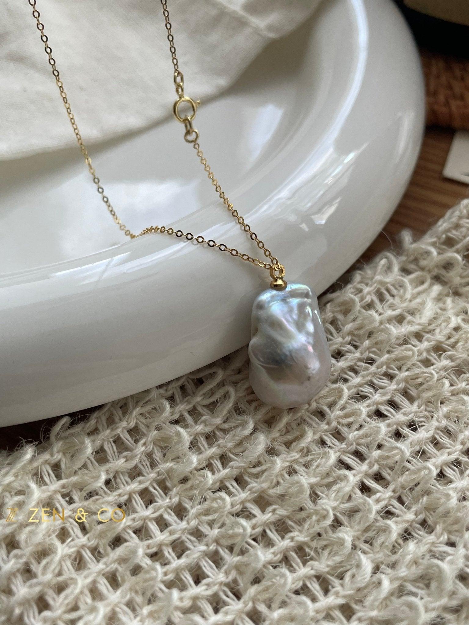 VANILLA White Baroque Pearl pendant necklace - ZEN&CO Studio