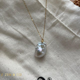 VANILLA White Baroque Pearl pendant necklace - ZEN&CO Studio