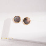 VERONICA Black mother of pearl stud earrings - ZEN&CO Studio