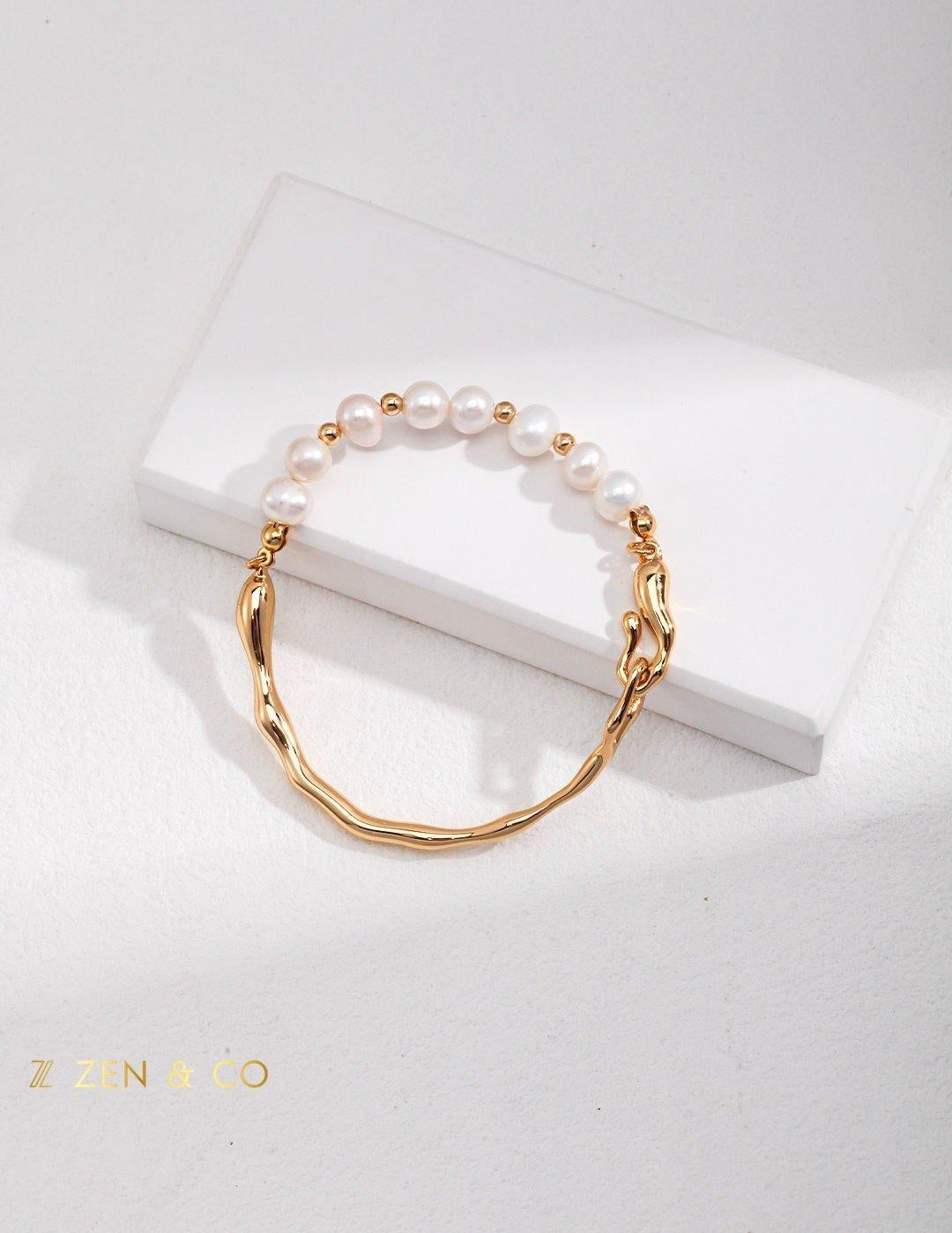 VICTORIA Romantic Pearl bracelet - ZEN&CO Studio