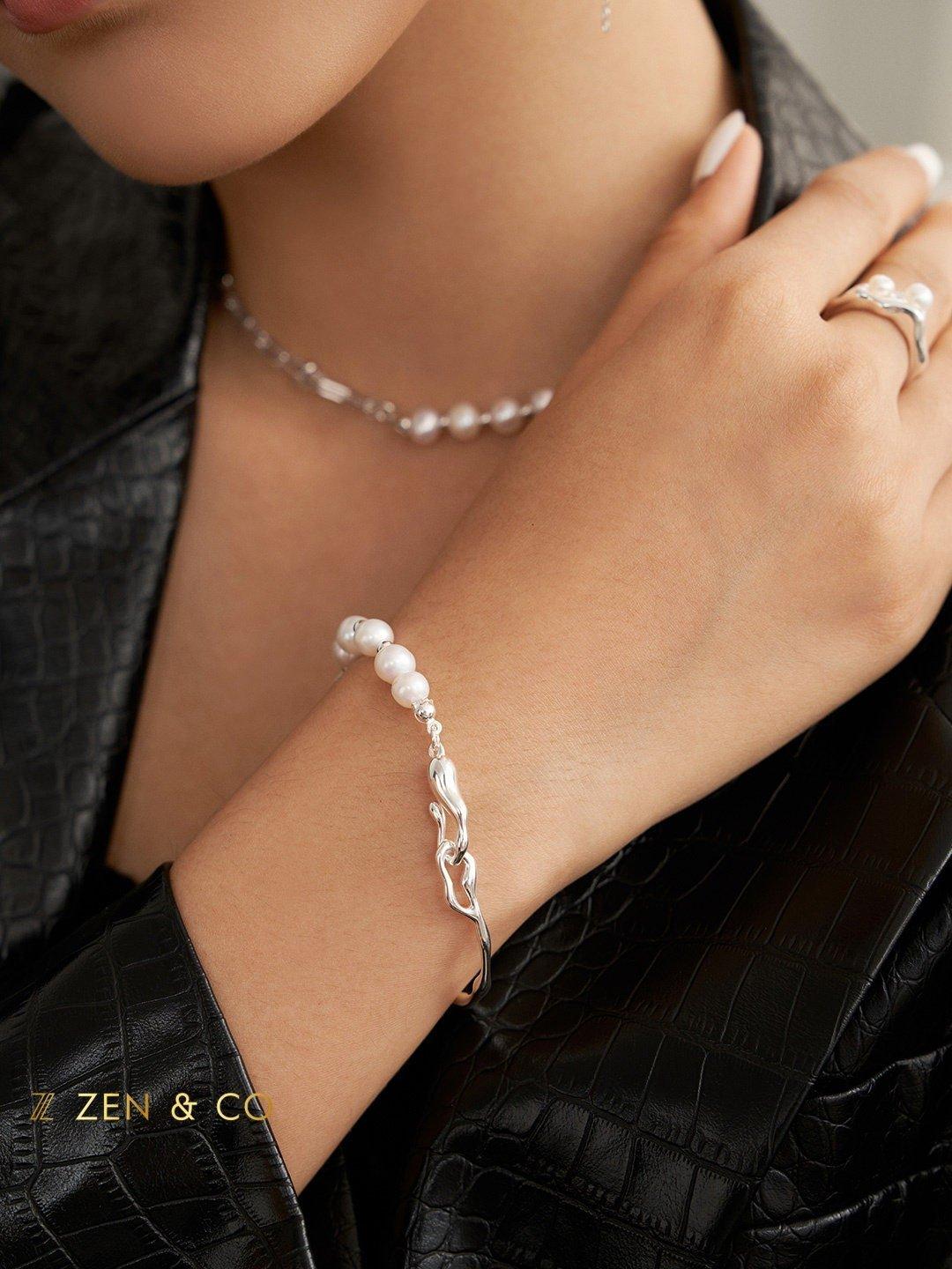 VICTORIA Romantic Pearl bracelet - ZEN&CO Studio