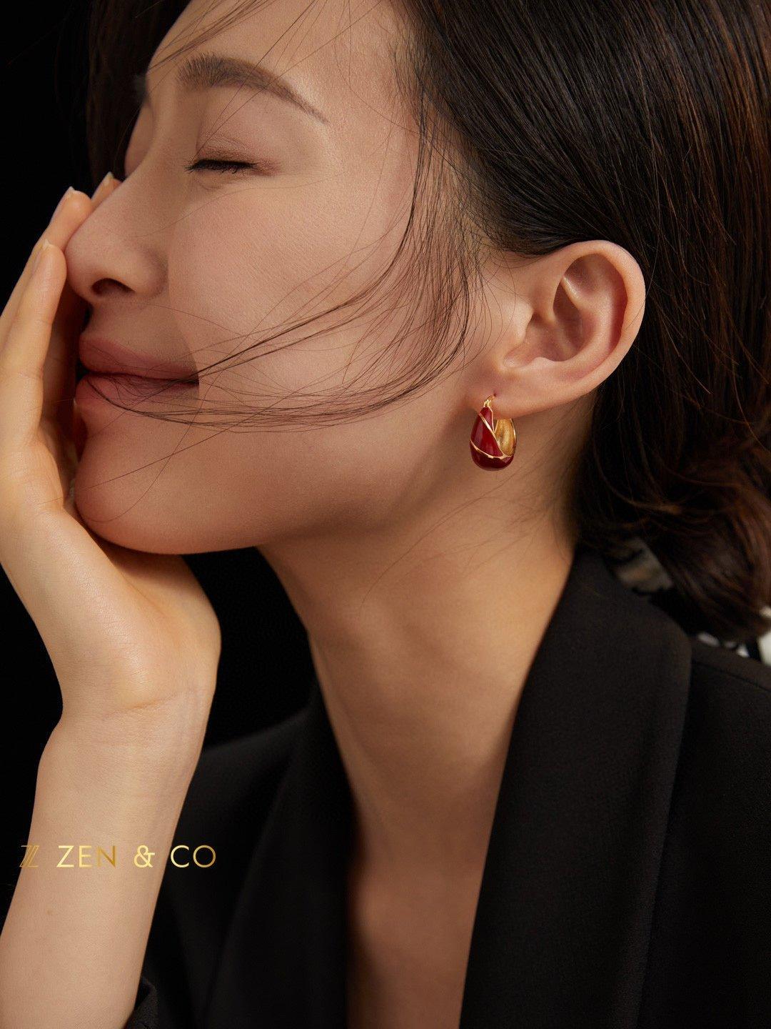 YUN Red enamel hoop earrings - ZEN&CO Studio