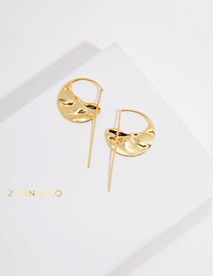 ARIA Half circle hoop earrings with tassel - ZEN&CO Studio