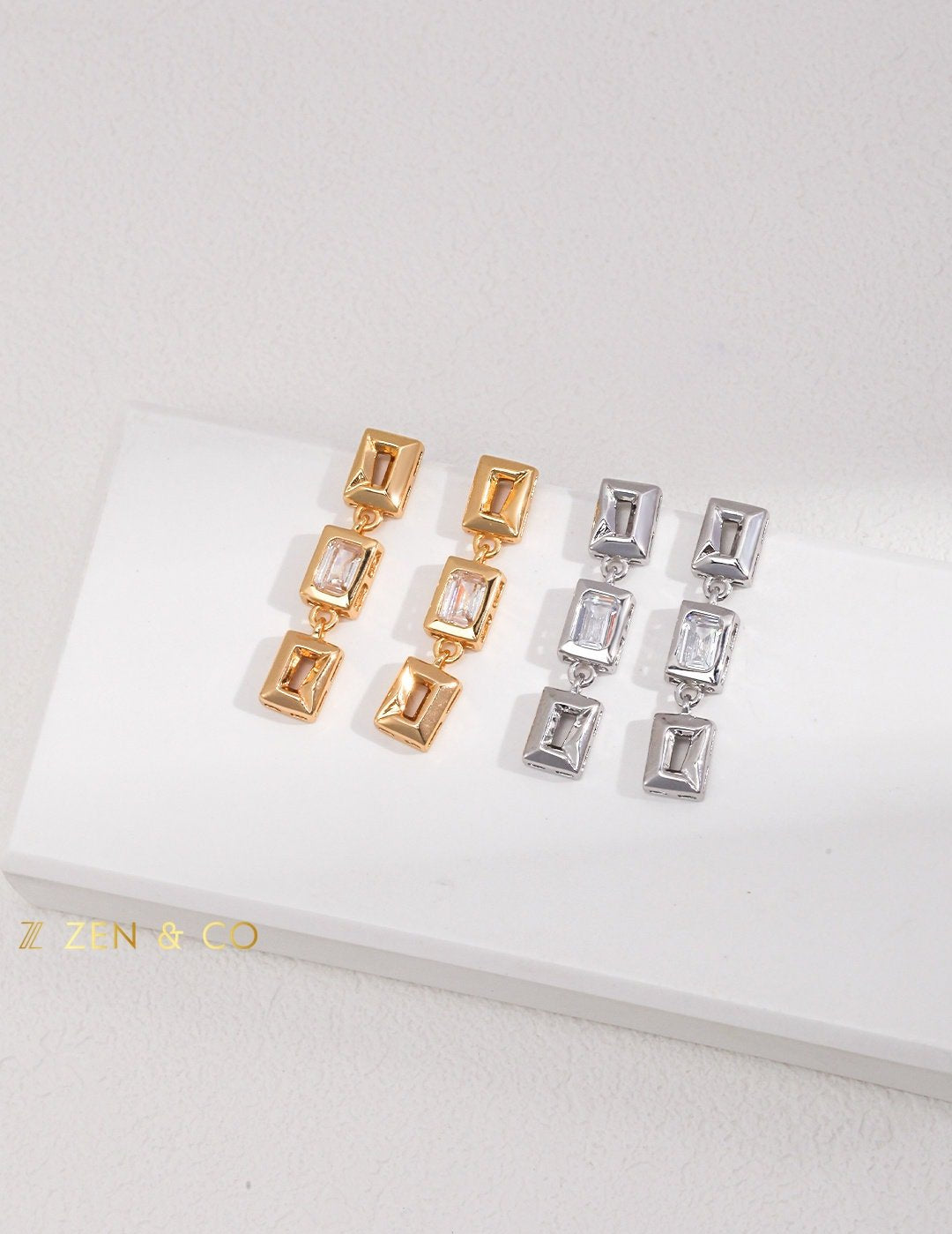 DIAMOND Minimalist Square crystal drop dangle earrings - ZEN&CO Studio