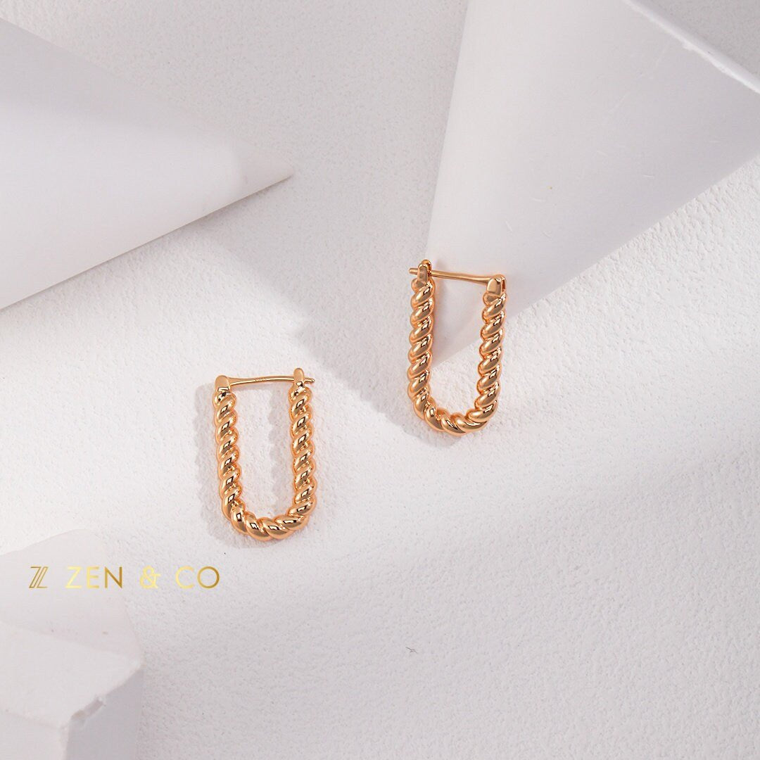 FANNY Dainty square hoop earrings - ZEN&CO Studio