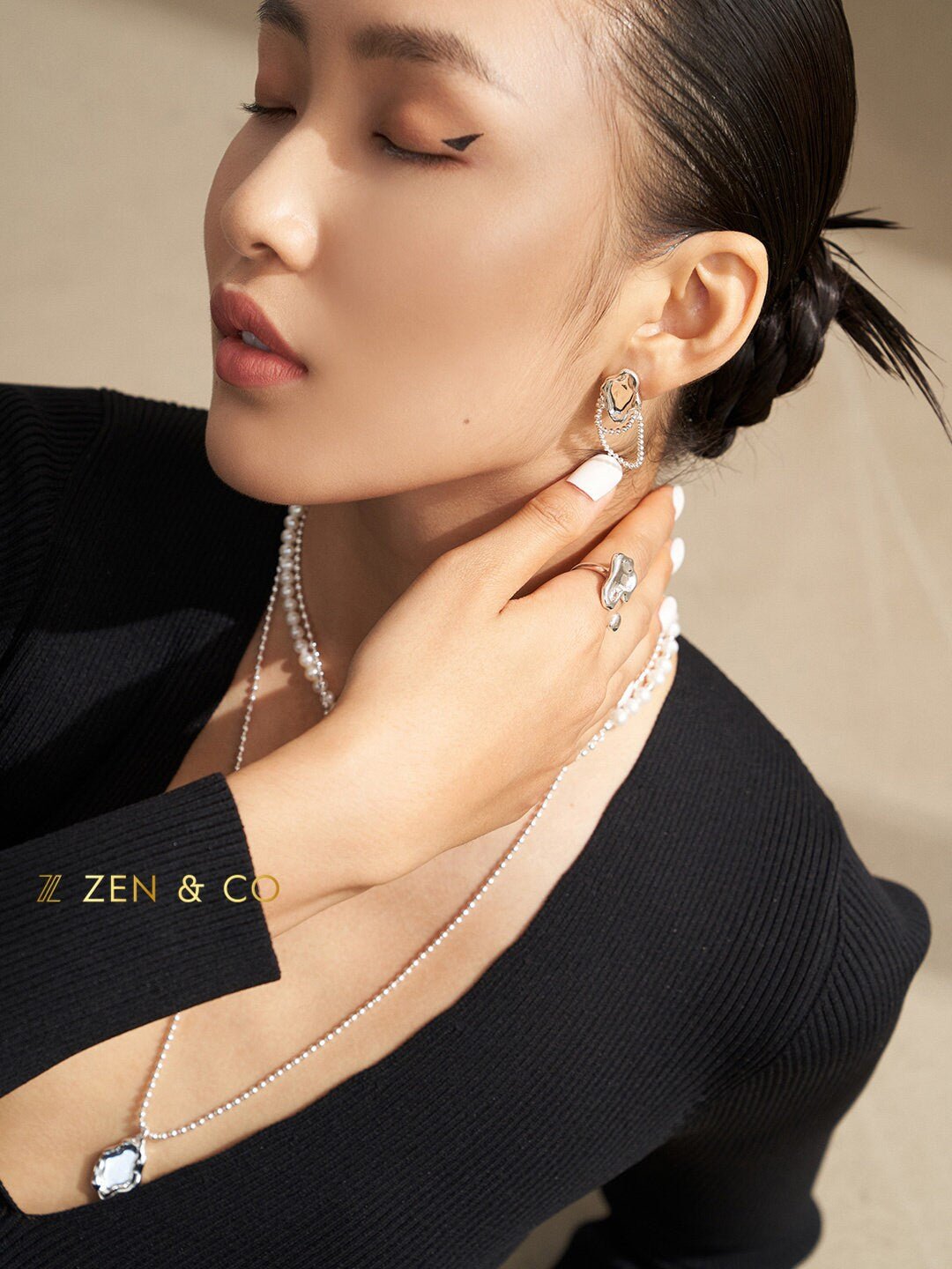 GARDA Fluid Way of Water dangle earrings - ZEN&CO Studio