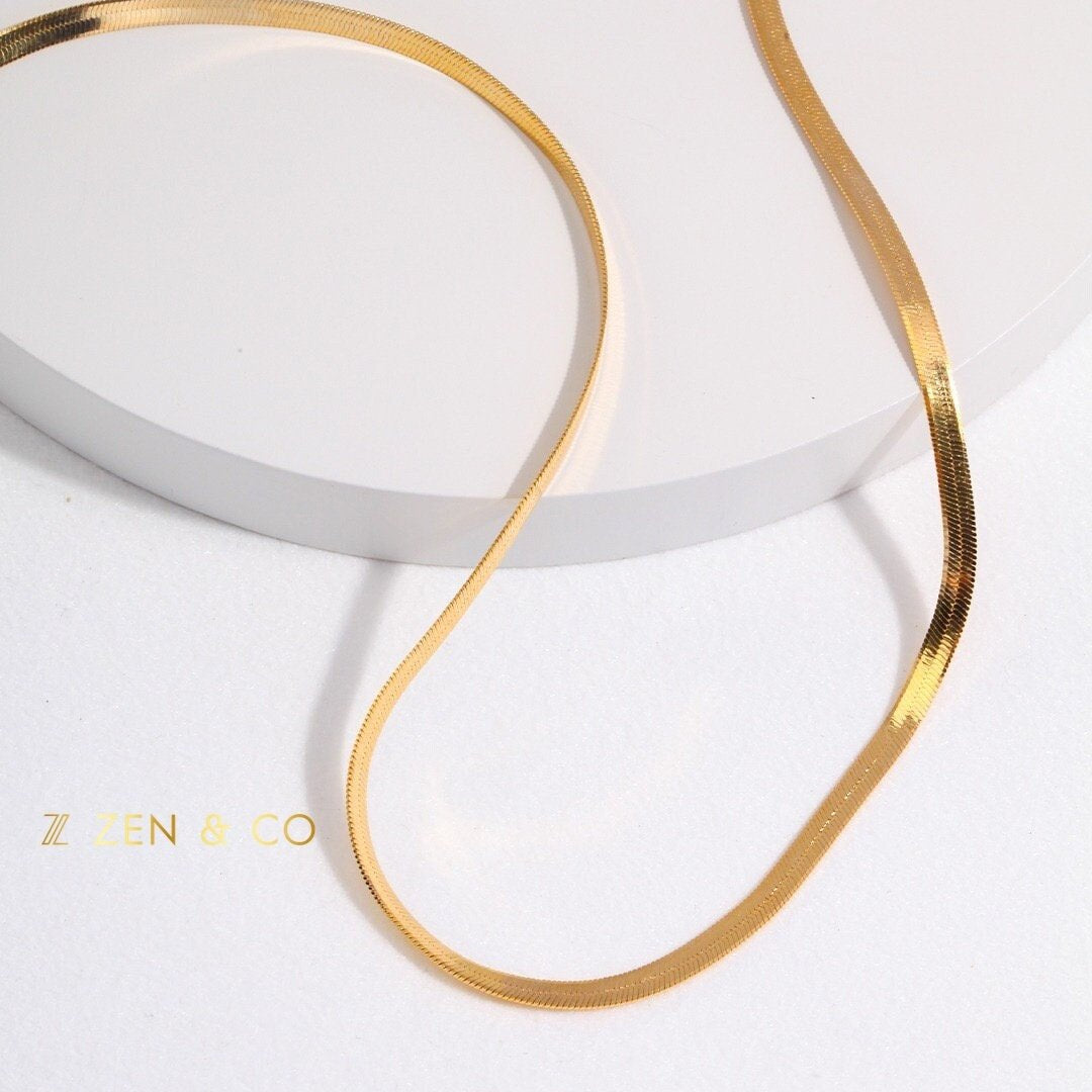 HERRINGBONE Minimalist Herringbone necklace - ZEN&CO Studio
