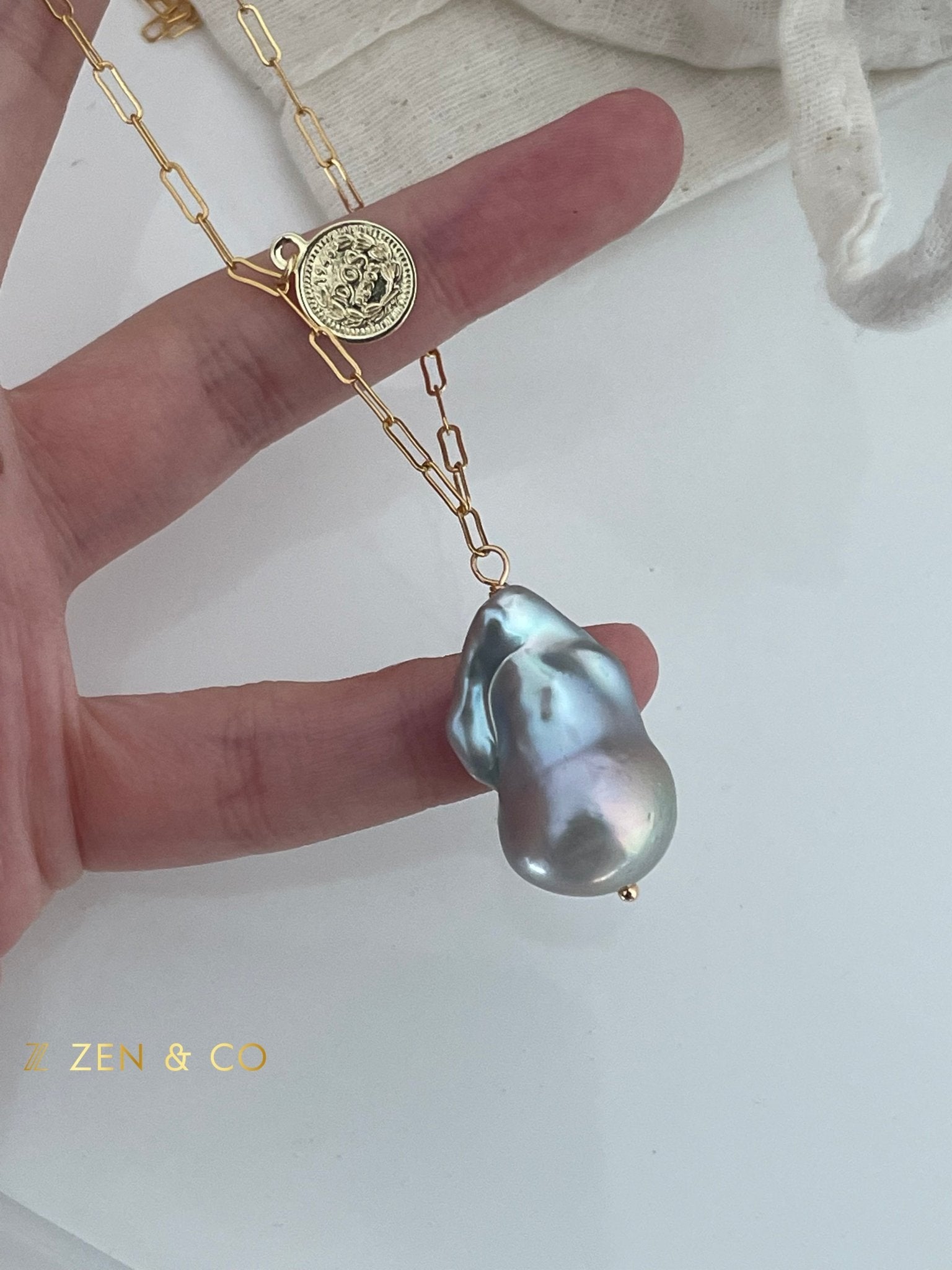 RAEVA Grey Baroque Pearl pendant necklace - ZEN&CO Studio