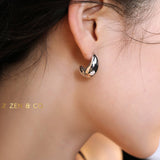 SAVI Teardrop stud earrings - ZEN&CO Studio