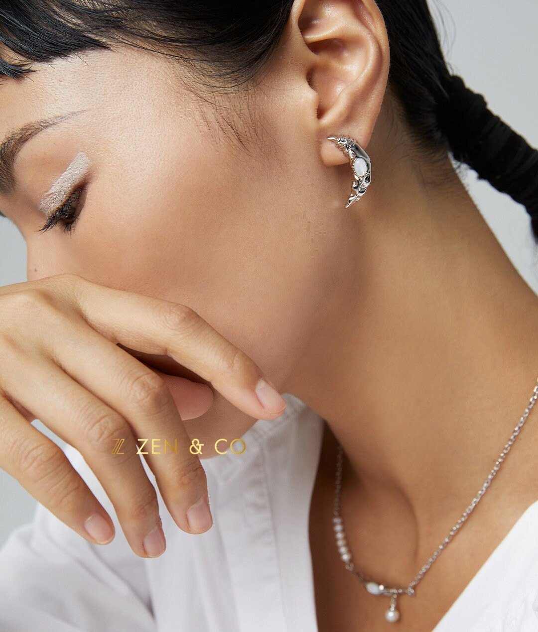 SMITA Lapis lapuli or moonstone moon shaped stud earrings and pendant necklace - ZEN&CO Studio